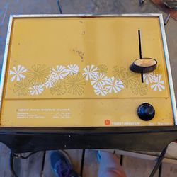 Retro toastmaster toaster