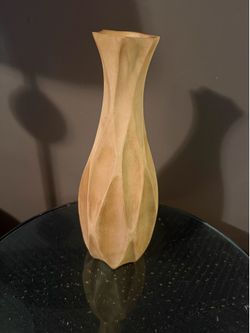 16” SPIRAL TWISTED LIGHT WOOD VASE