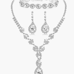 Bridal jewelry