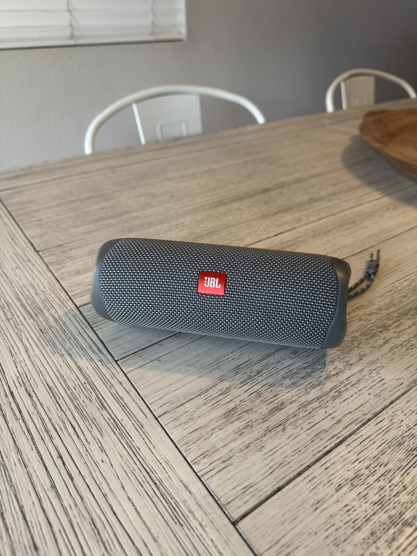 JBL Flip 5 Bluetooth Speaker