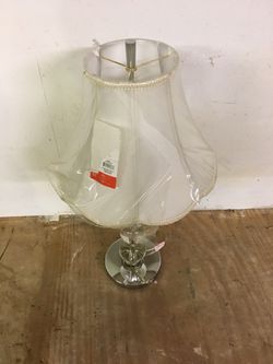 2 Bulb lamp with shade