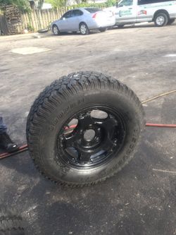 GM trucks Spare tire/ Wheel/ Used Tire 245/75R16
