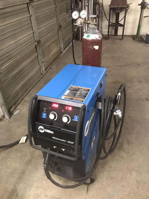 Miller welder millermatic 350P mig welder for Sale in El Monte, CA
