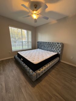 New in Box King Size Bed only $10DOWN