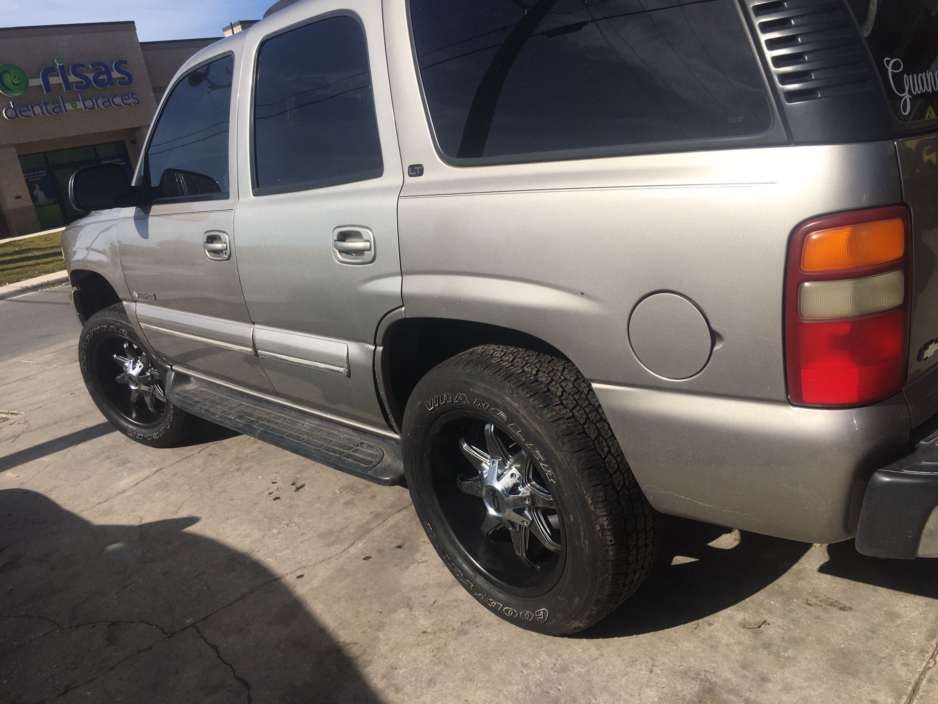 2003 Chevrolet Tahoe