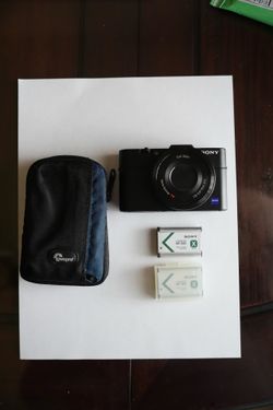 Sony RX100 II Camera with 2 Sony NP-BX1 Batteries and LowePro Case