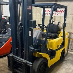 Heavy Komatsu forklift, cheap price