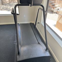 Treadmill 