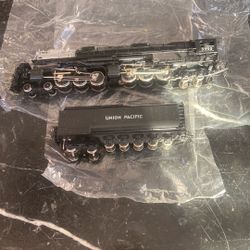 Tenshodo 4-6-6-4 Challenger W/tender