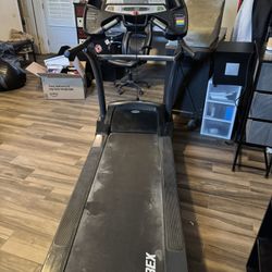 Stable flex Cybex Treadmill In Great Condition 