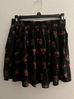 Brandy Melville Floral Skirt