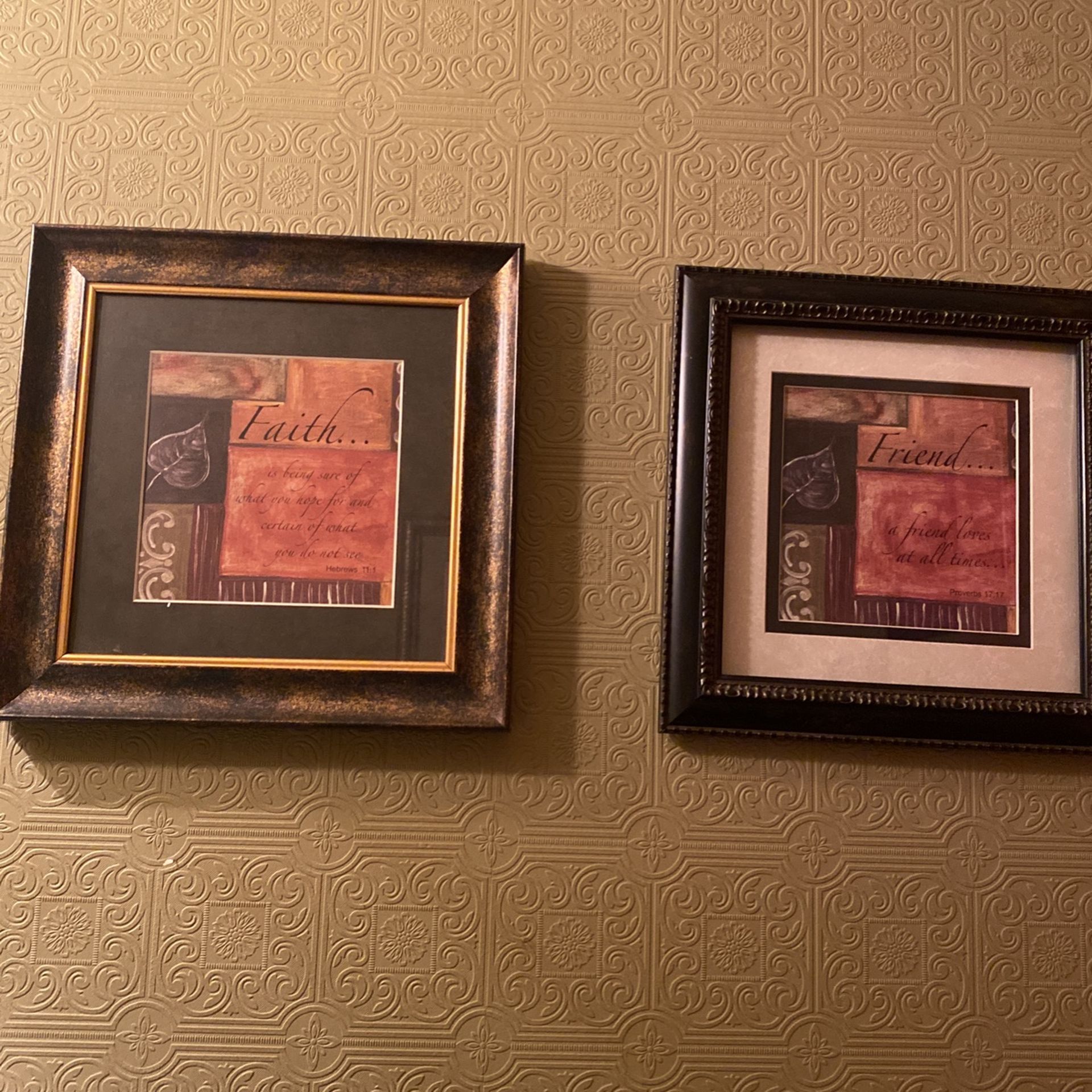 Set Of Two Pictures/Faith and Family