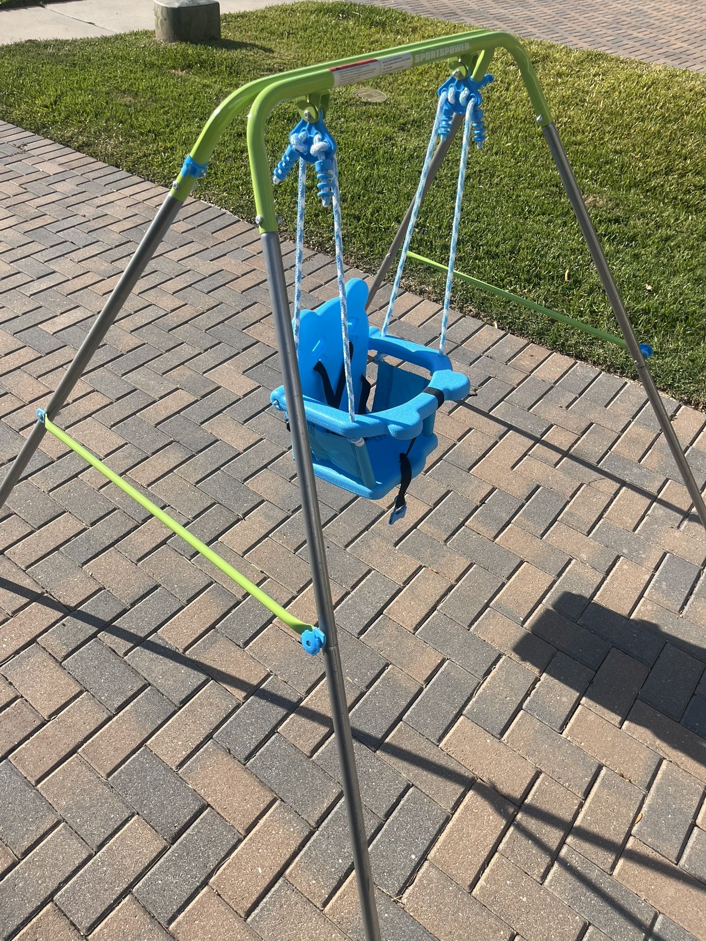 Child Swing Set (Sports power )