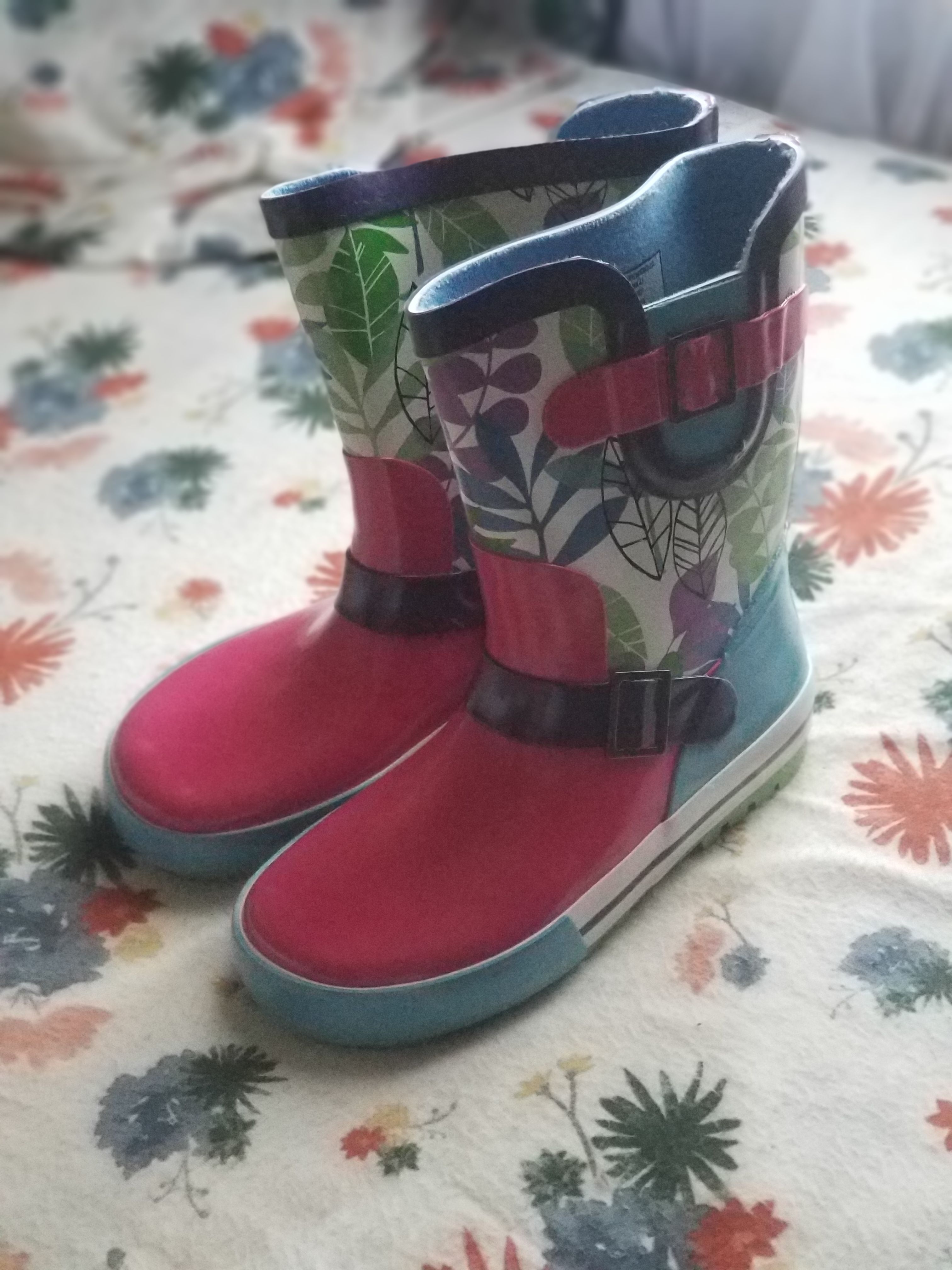 Girl rain boots