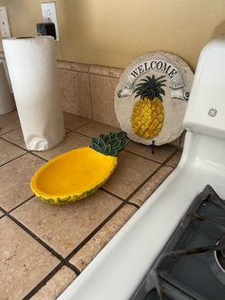 Pineapple Ceramic Dish and Welcome Stone Set