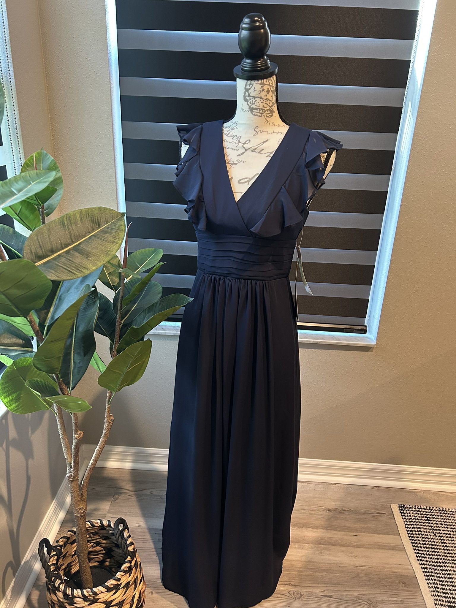NAVY BLUE NIGHT DRESS BRAND NEW SIZE 2 Clothing