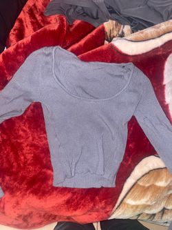 Gray Ribbed Long Sleeve Crop Top