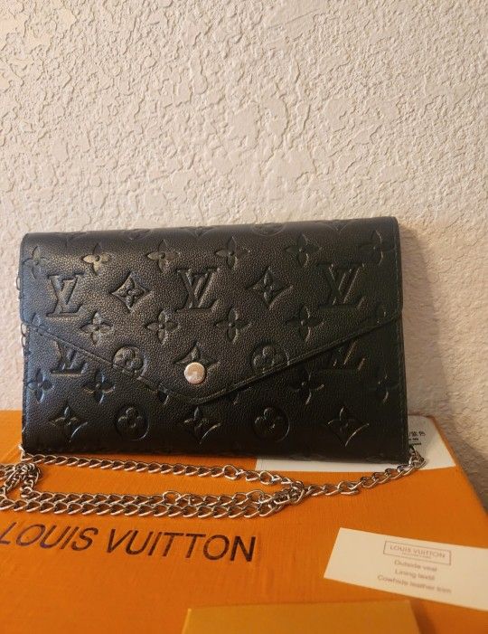 Louis Vuitton Bag Read Below Description Before Buying $ 1 3 0 To $ 1 0 0