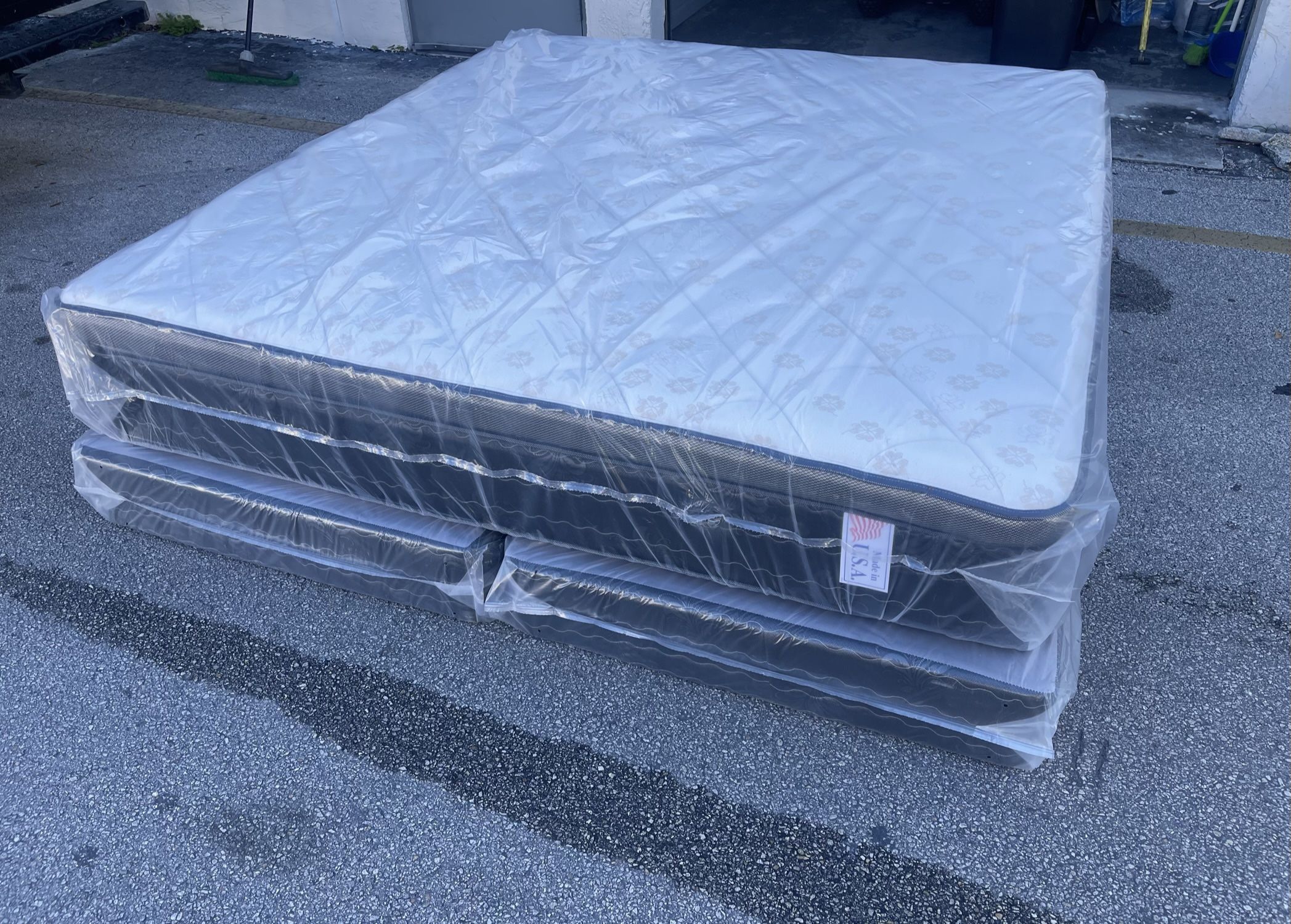 NEW MATTRESS KING SIZE PILLOWTOP WITH BOX SPRING
