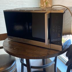 LG microwave 