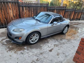 2010 mazda miata 2.5..