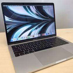 13” MacBook Pro  Touch Bar 