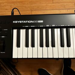 Midi Keyboard Mk3 88 Keys Brand New