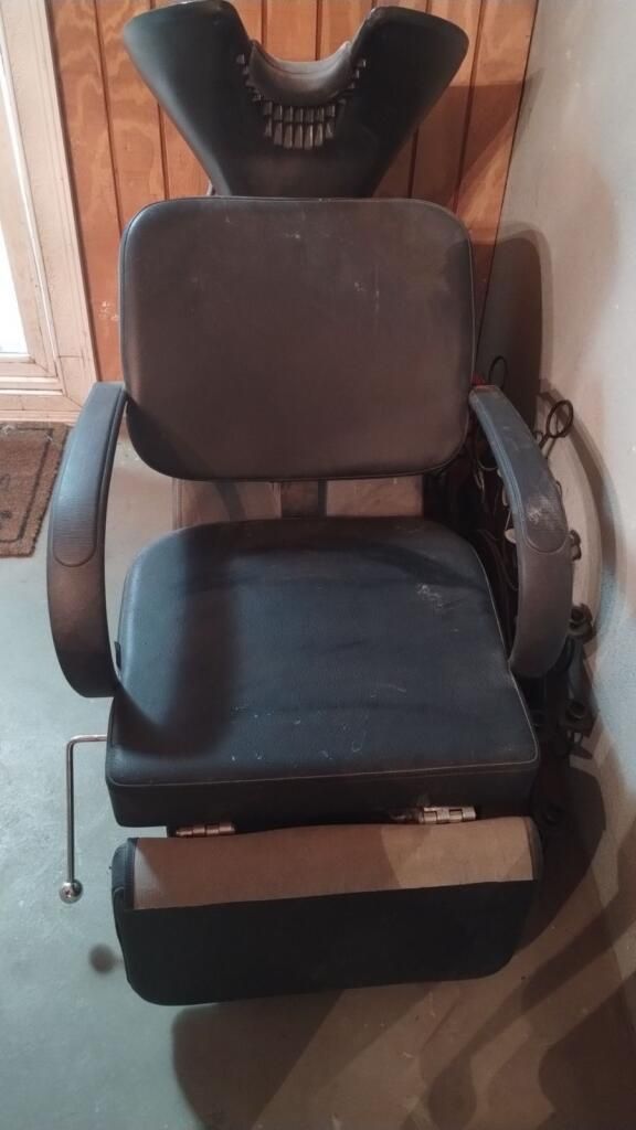 Beauty Salon Chair