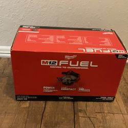 Milwaukee 12V Fuel Circular Saw 5 & 3/8