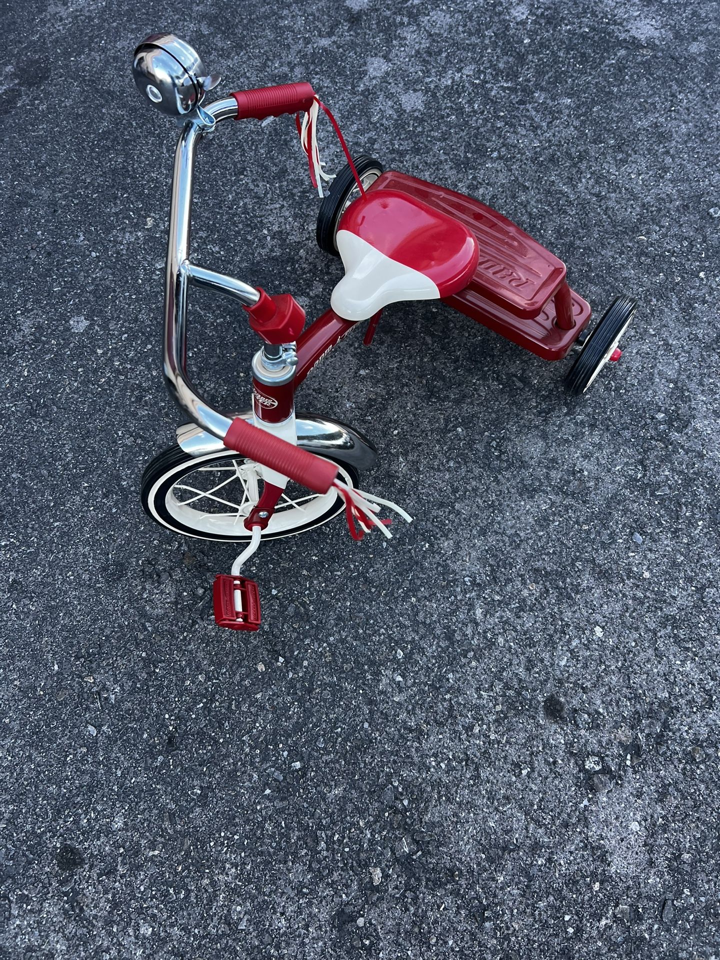 Classic Radio Flyer Tricycle