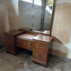 Vintage Dresser With Mirror