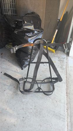 Golf bag holder