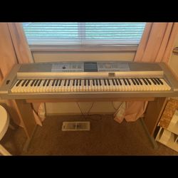 Yamaha Portable Grand Piano. 