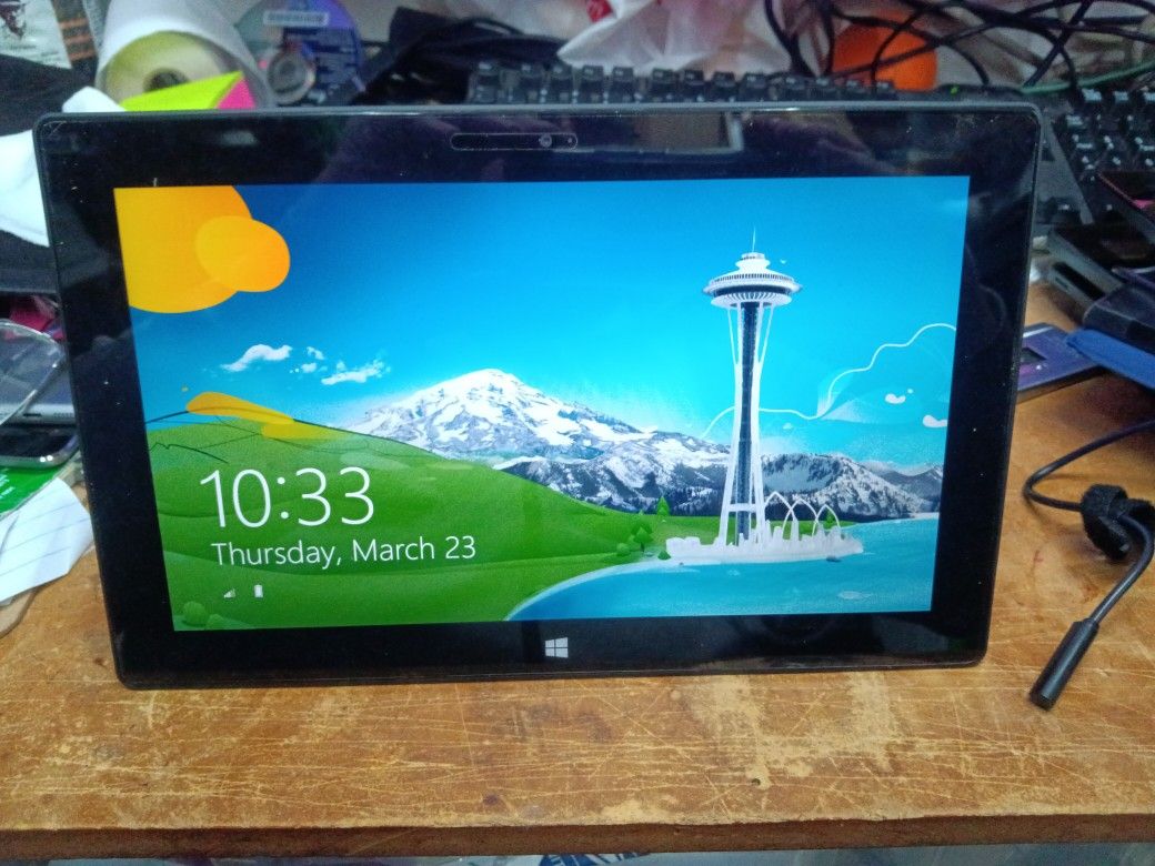 Microsoft Surface 32 GB Tablet