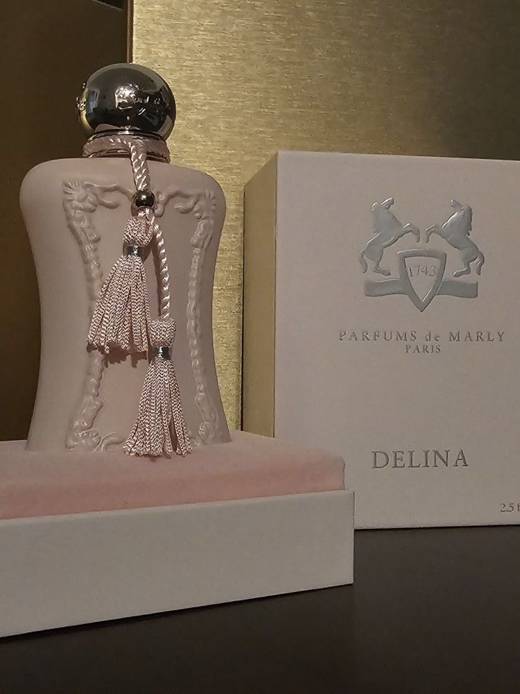 Delina Royal Essence