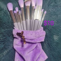 Beautiful Colors Makeup Brushes 💜💛