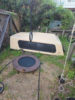 Camper shell for square body chevy
