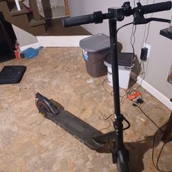 I9 Scooter With Charger