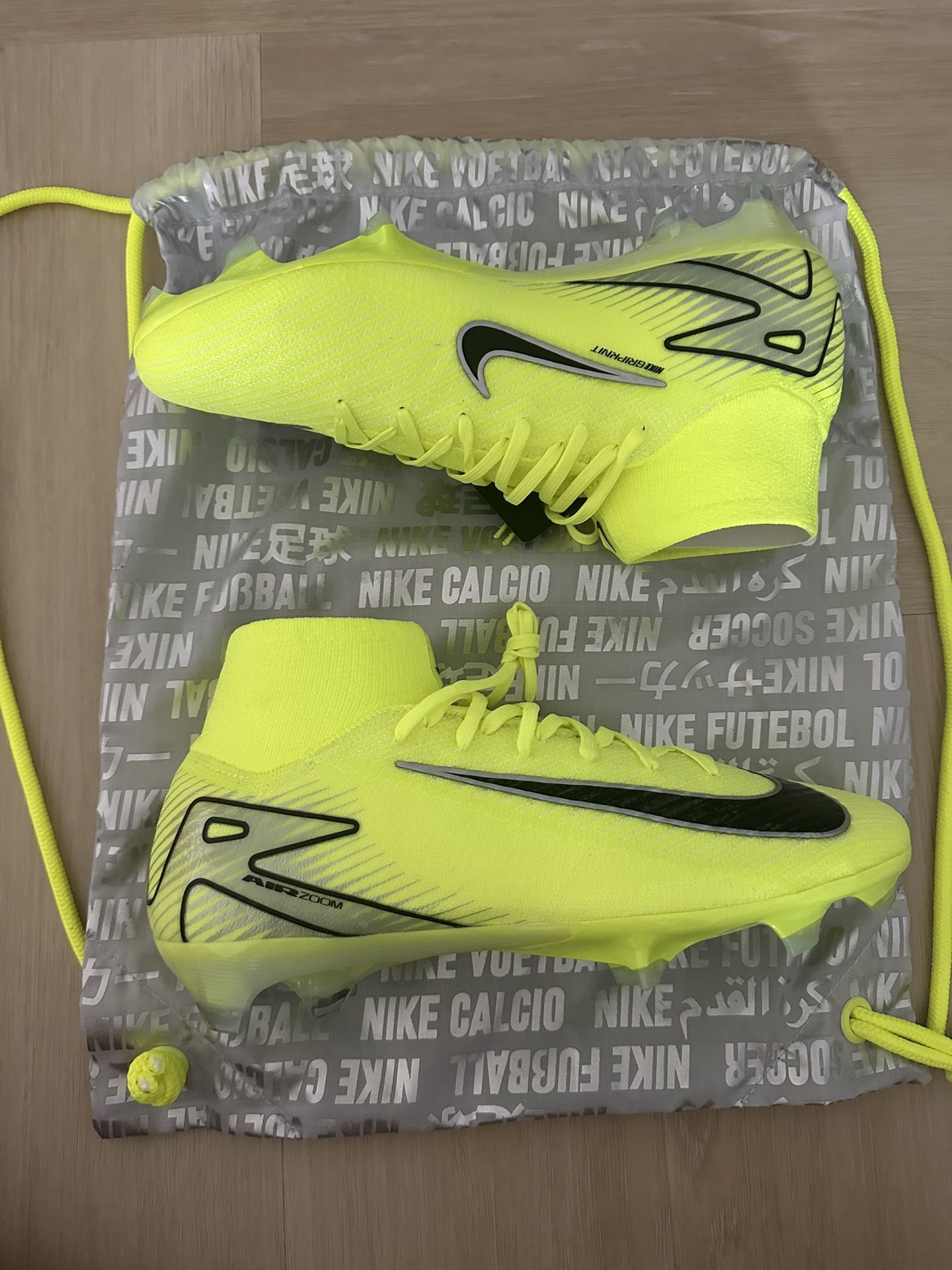 Nike Mercurial Superfly 10 Green Volt New Size 8.5