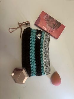Crochet Neapolitan pouch