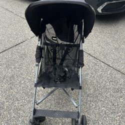 Maclaren Volo stroller