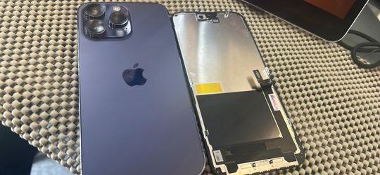 iPhone 14 ProMax Screen