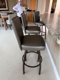 Schoenfeld Counter Stools with Back