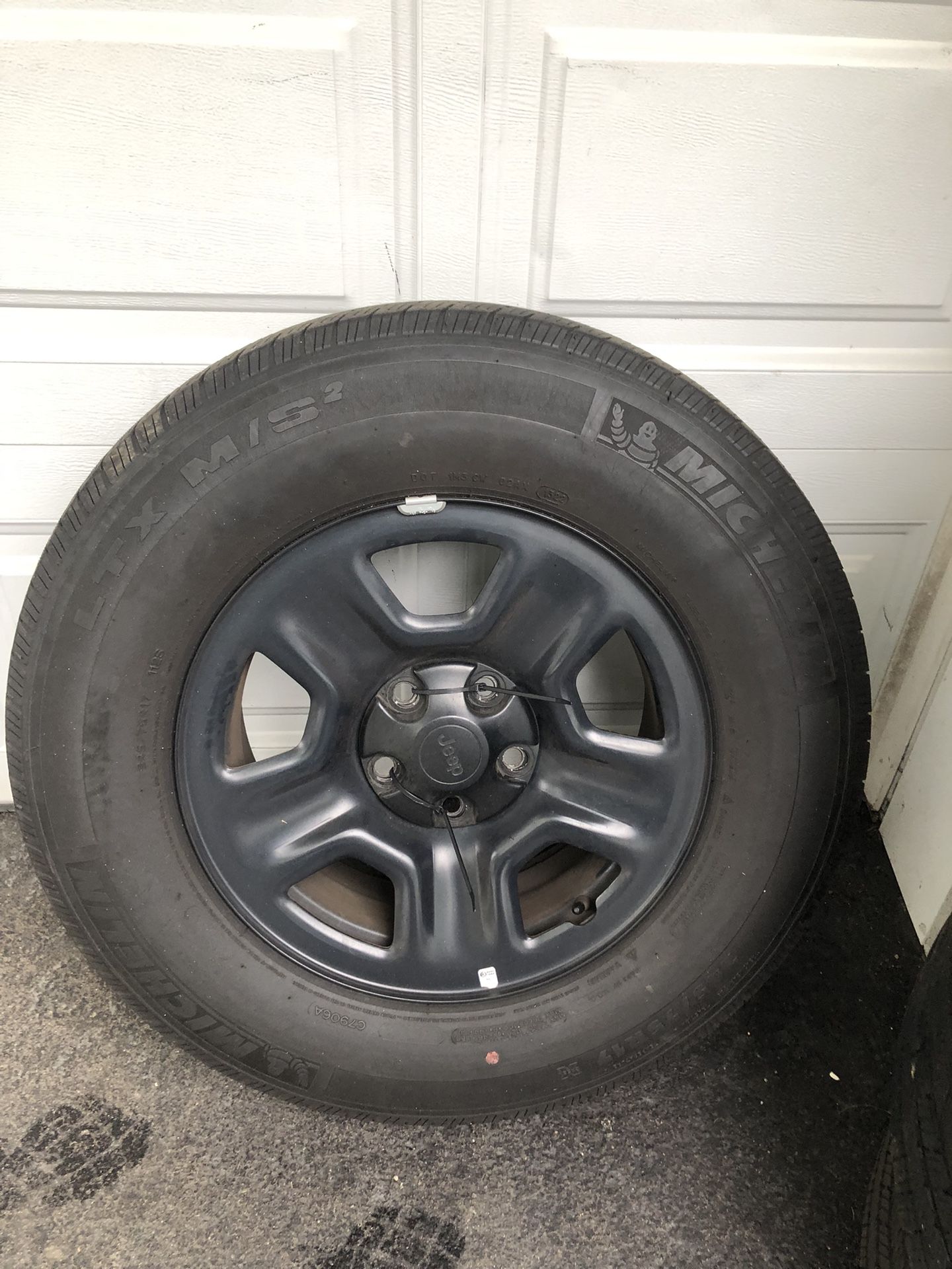 Tires Michelin +Rims 75 R 17