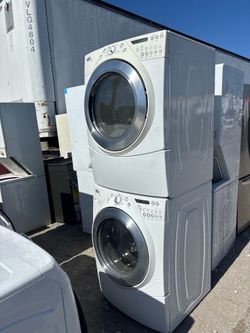 WHIRLPOOL WASHER AND DRYER