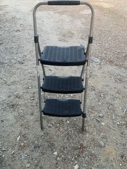 Step right step ladder