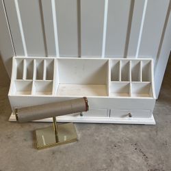 Makeup Organizer And bracelet holder