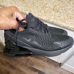 Nike Air Max 270