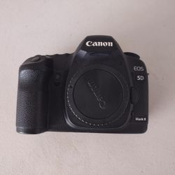 Canon 5D Mark 2 Digital Camera 