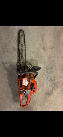 Husqvarna 550 20 inch chain saw